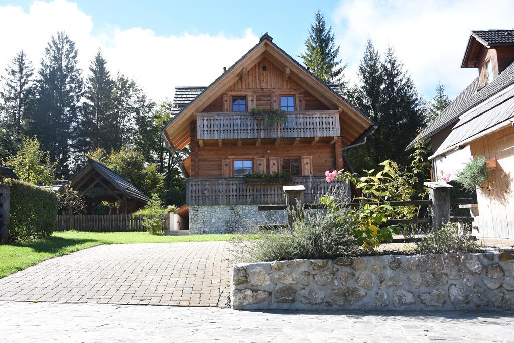 Apartments Brina Бохин Екстериор снимка
